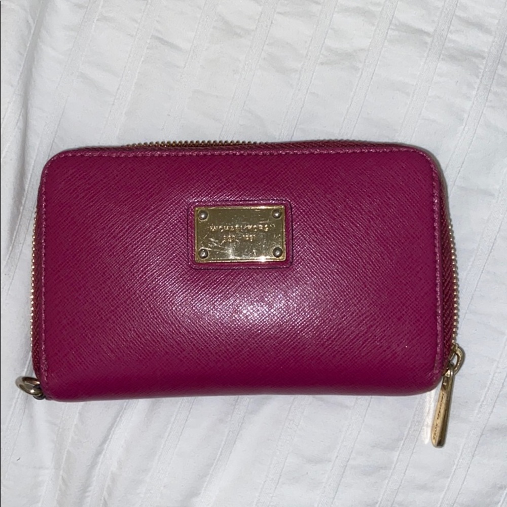 Michael kors wallet